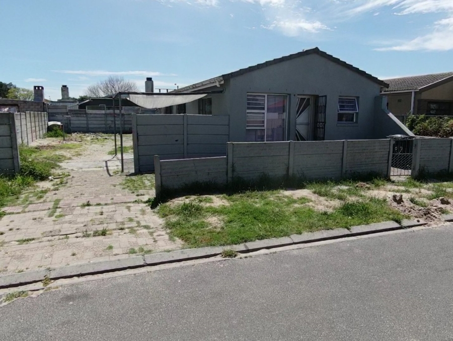 3 Bedroom Property for Sale in Clairewood Western Cape